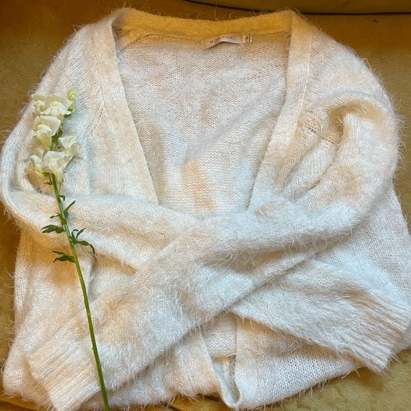 MINKPINK fuzzy off-white cardigan - Picture 3 of 3